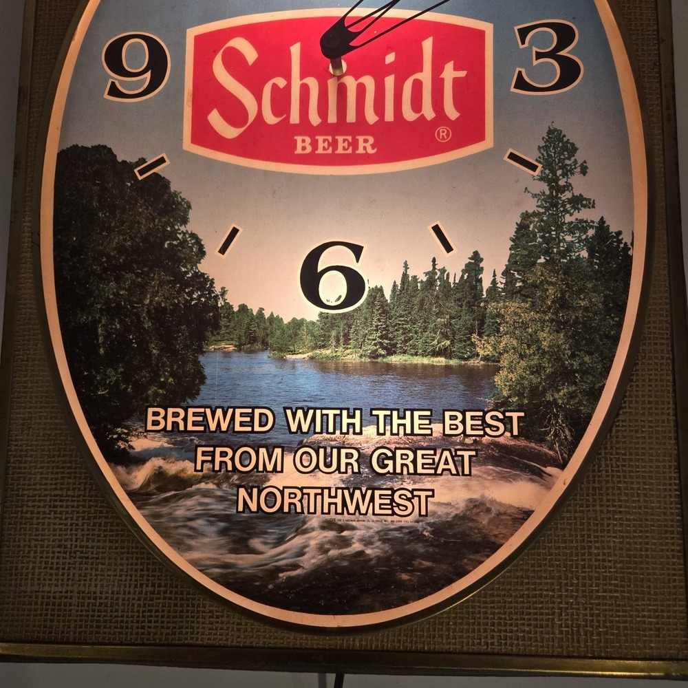 Vintage 1982 Schmidt Beer Lighted Wall Clock Sign G Heileman Embosograph Mancave - Picture 16 of 16